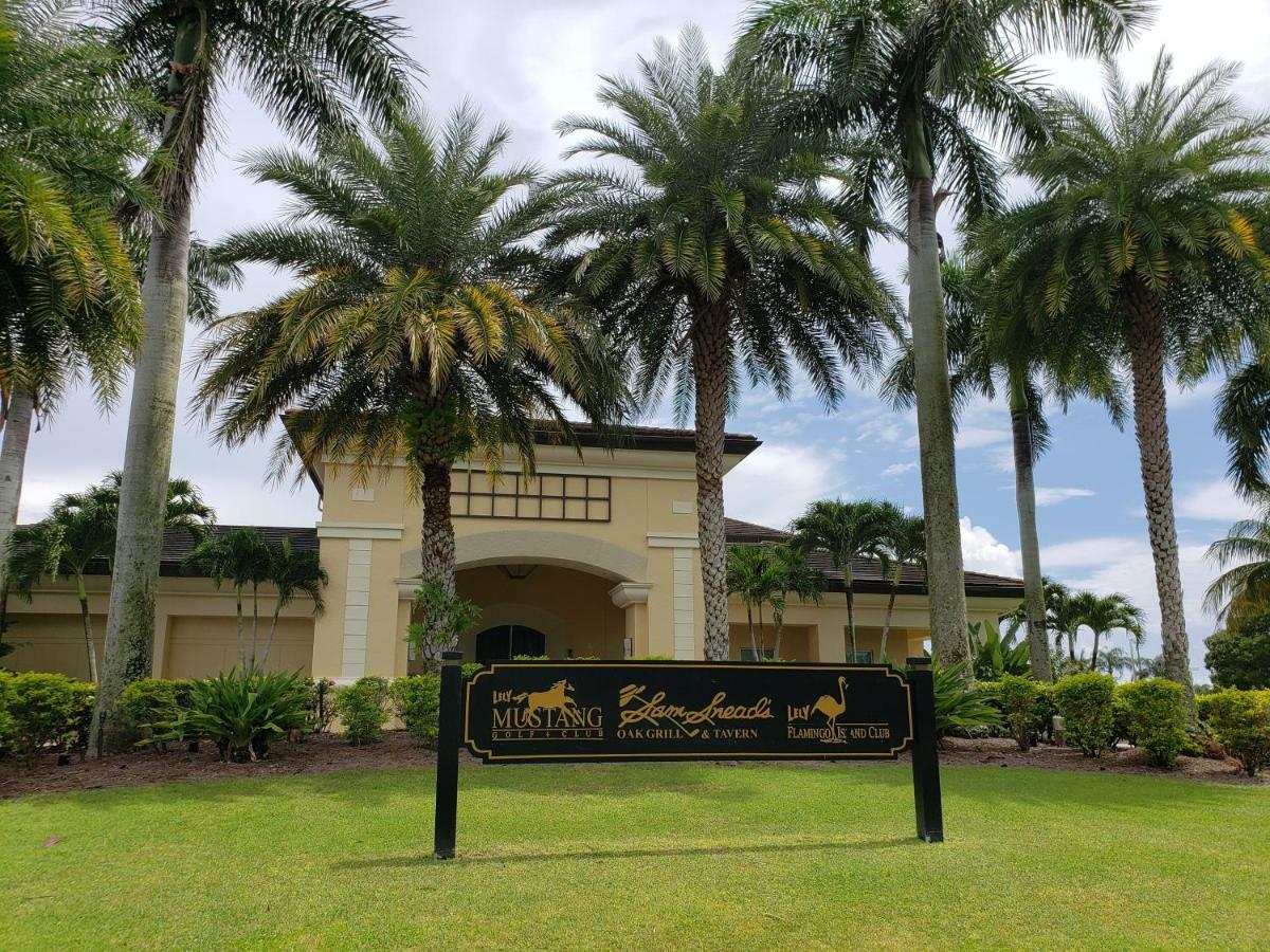 Vacation In Paradise Lely Resort Extérieur photo